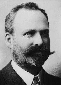 W. H. Eastwood  1904 - 1905